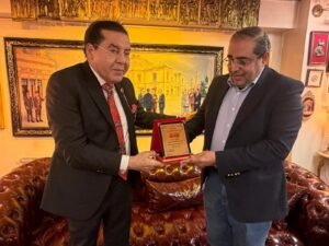 وفد الرابطة يزور قناة الشرق ومركز الشرق الثقافي